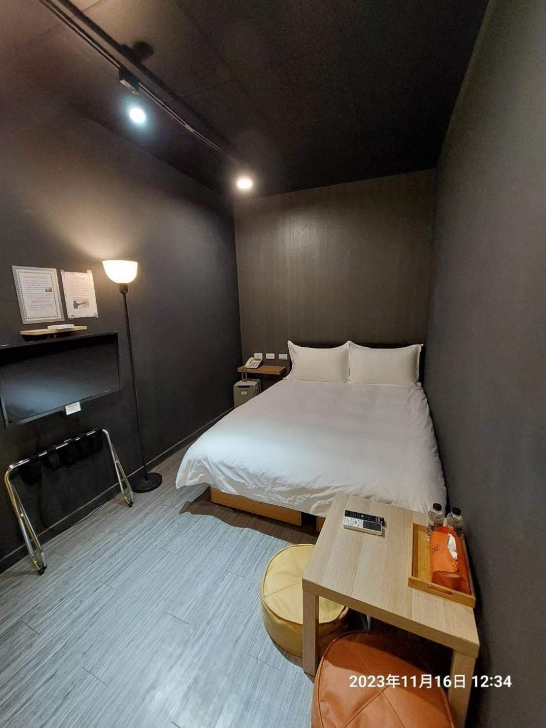 Swf淡水新五福旅館 Sinwufu Hotel エクステリア 写真